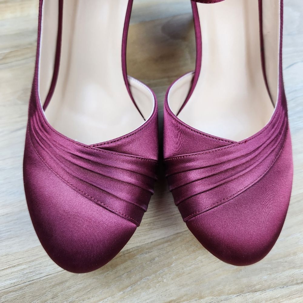 ☔️🩵NWOB Burgundy Satin Ankle Strap Kitten Heel Shoes Size 8 - Picture 6 of 14